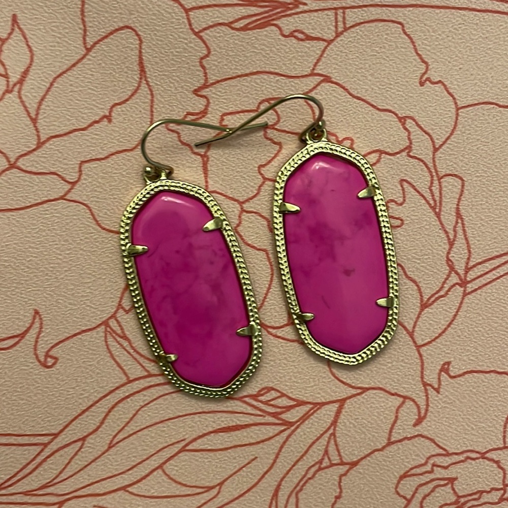 Pink Kendra Scott earrings